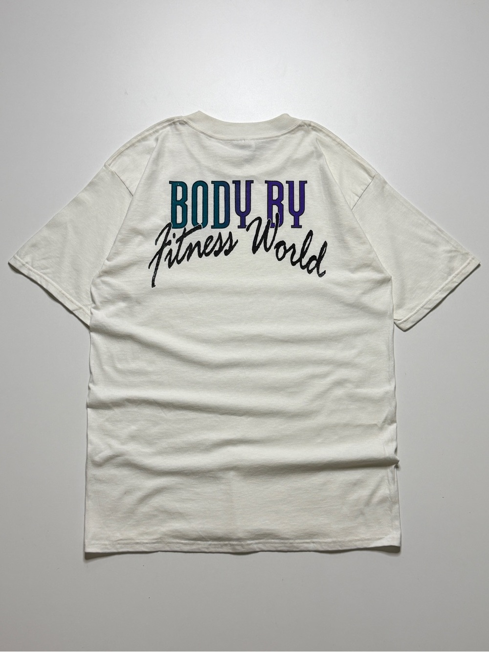 Vintage Fitness World Graphic Print Short Sleeve T-Shirt Mens Large White Y2K